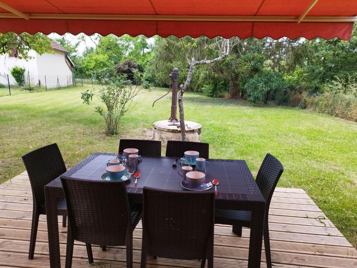 Maison De Campagne Avec Terrain Vallon-en-Sully Extérieur photo